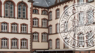 Foto vom Schulhof der MLS