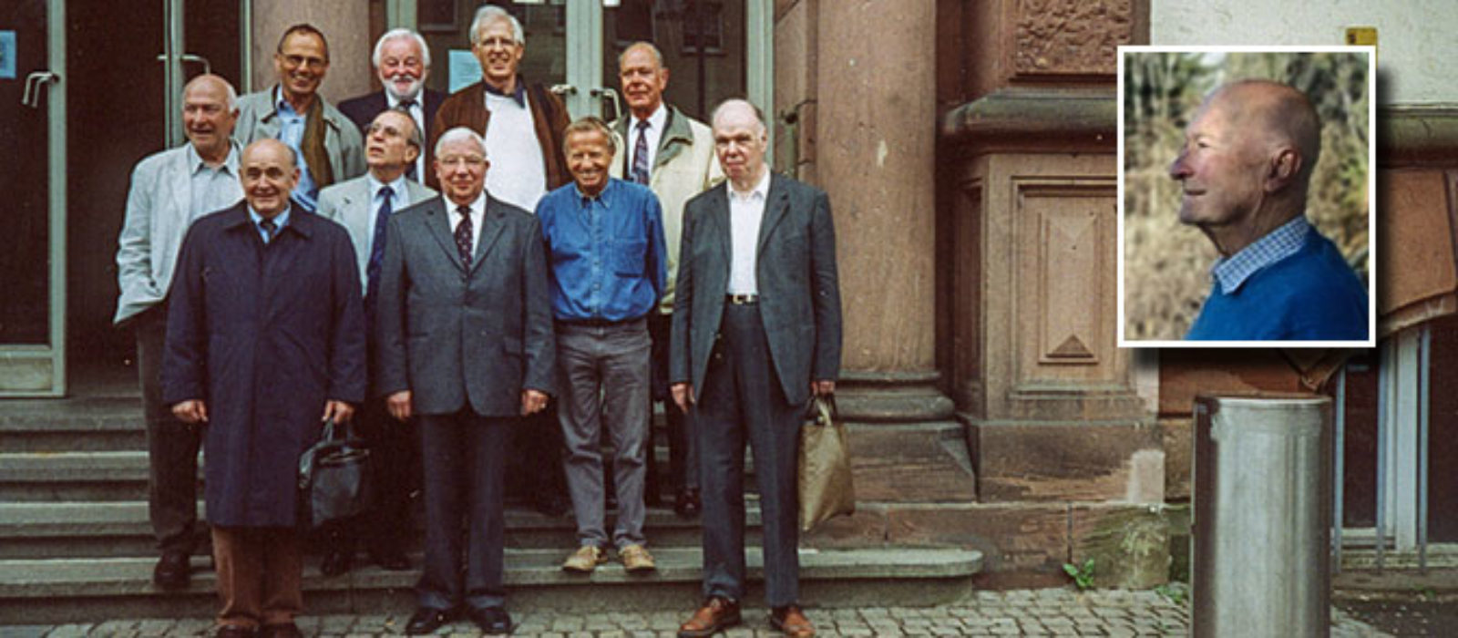 Goldabiturienten der 53er (im Einklinker Johannes Hepp)